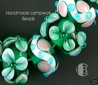 glass bead partial detailed view