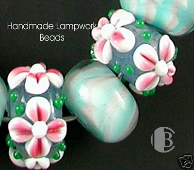 glass bead partial detailed view