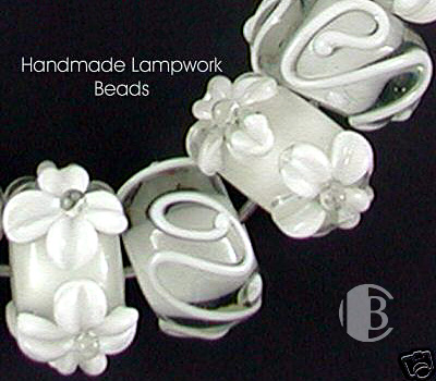 glass bead partial detailed view