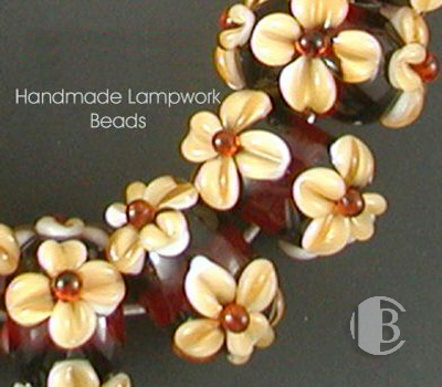 single glass bead partial detailed view