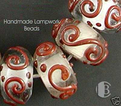 single glass bead partial detailed view