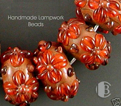 single glass bead partial detailed view