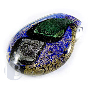 uniqued glass pendant